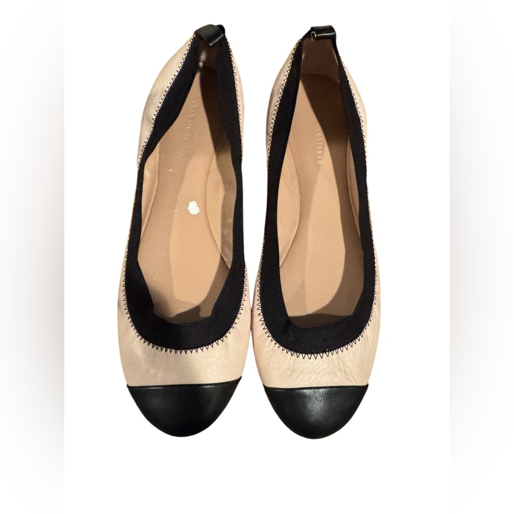 Banana Republic ballerina flats